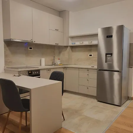 Krfska Lux By Magenta بلغراد